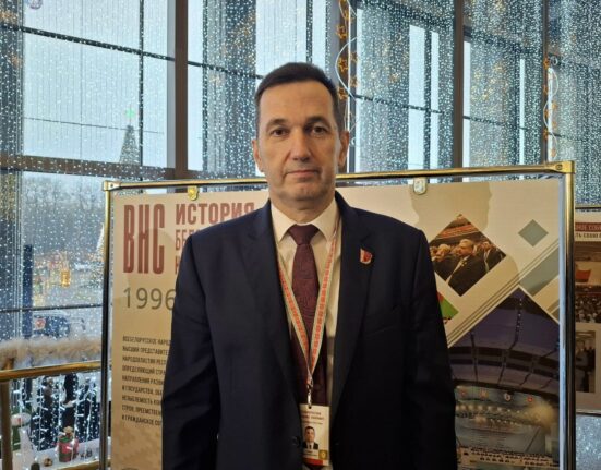 Игорь Генец