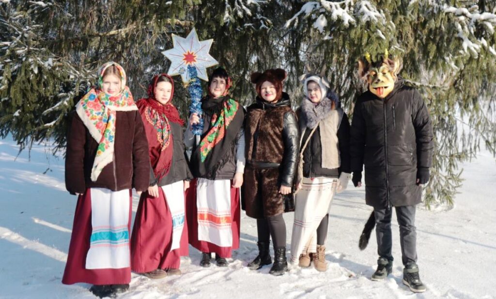 колядование