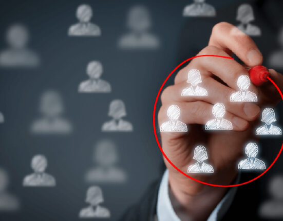 группа людей