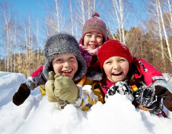дети на зимних каникулах