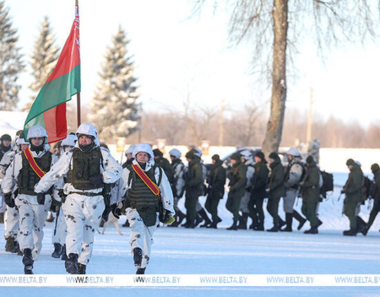 военные учения
