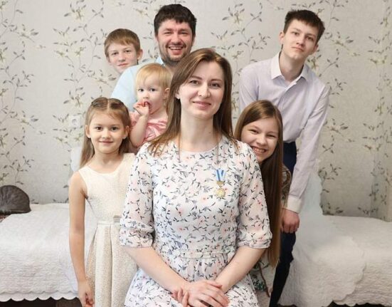 многодетная мама