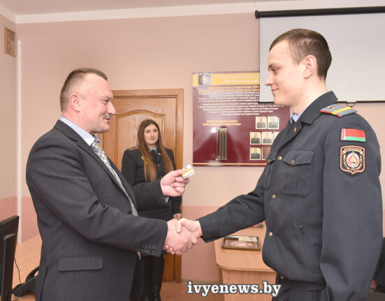 вручение погон Ивье