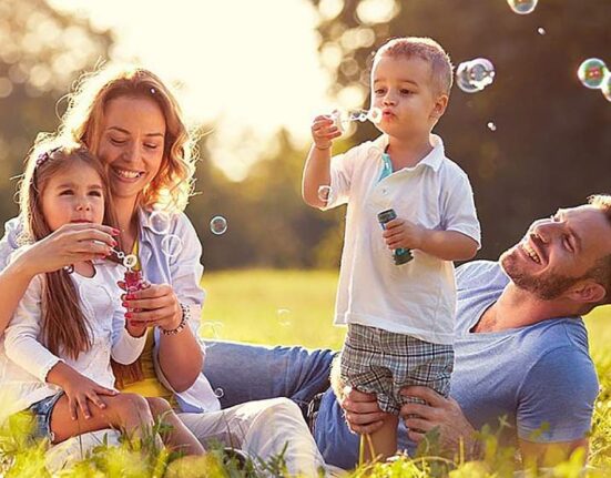 семья на природе