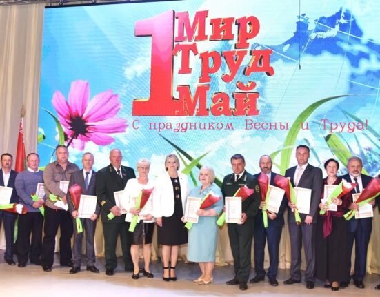 празднование 1 Мая в г.Ивье