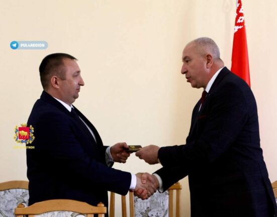 Юрий Караев