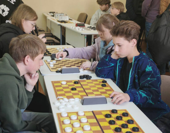 соревнование по шашкам