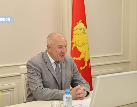 Юрий Караев