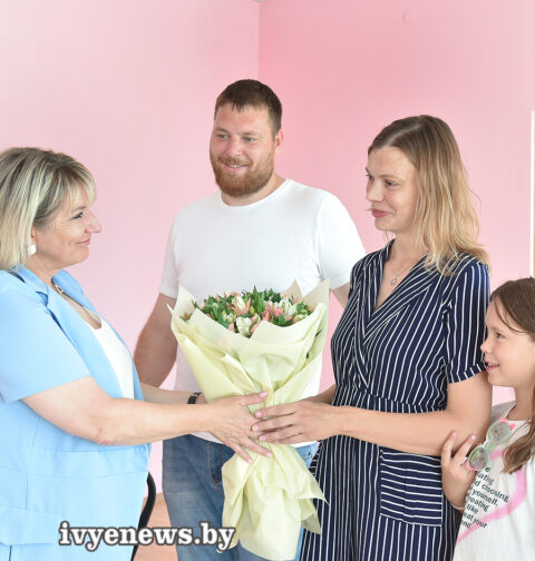вручение "Бацькавай кашулі" в Ивье