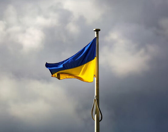 украинский флаг