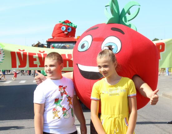 Ивьевьевский помидор