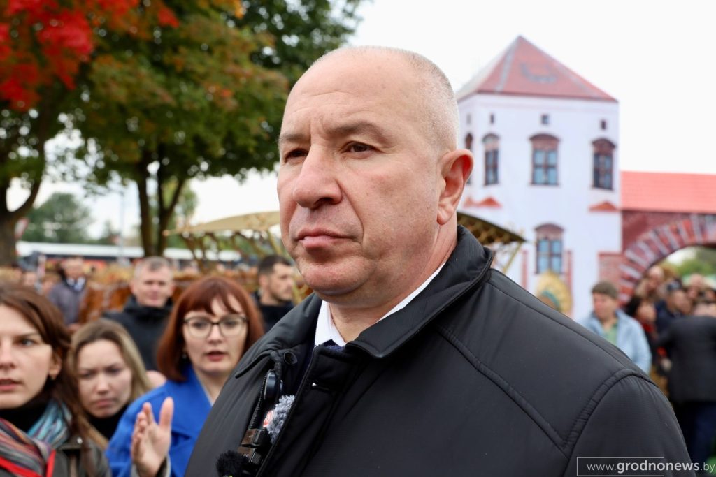 Юрий Караев на Дожинках в Кореличах