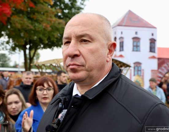 Юрий Караев на Дожинках в Кореличах